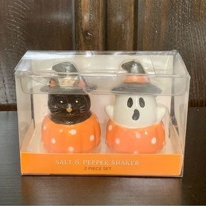 Black Cat and Ghost Witch in Polka Dot Pumpkins - Halloween Shaker Set